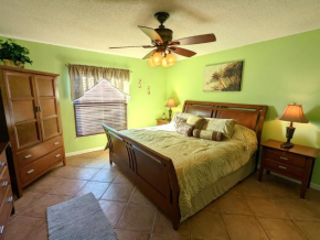 Floriday's Two Bedroom Condo at Sea Club with Lush Garden Views
